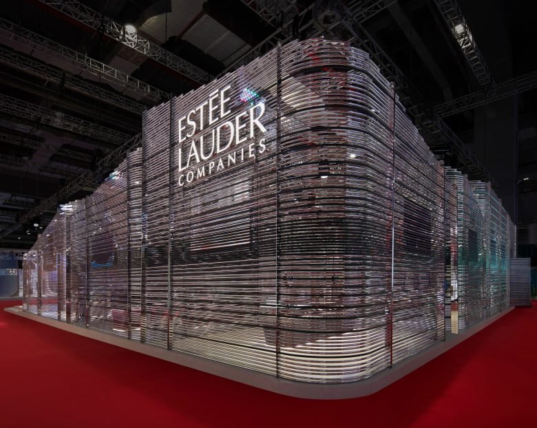 东启设计的雅诗兰黛公司馆