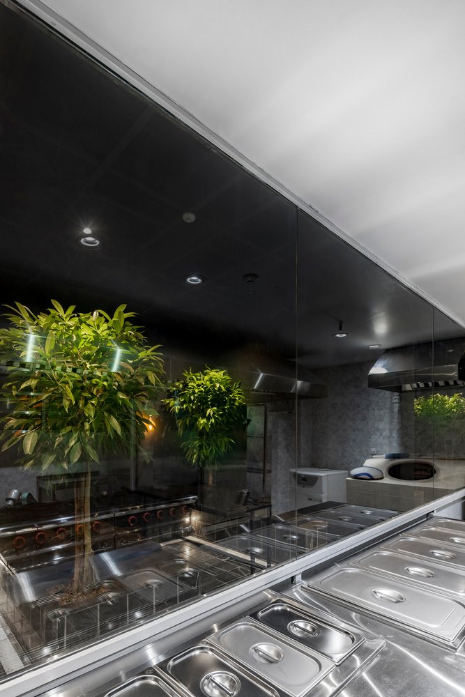 Paad Architects 设计的 Exo-interior 餐厅