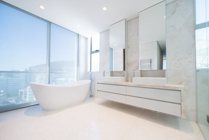 Inhouse 费尔蒙顶层公寓，南非 – 开普敦