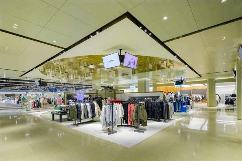 Betwin Space 设计的现代商店