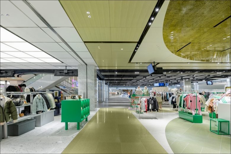 Betwin Space 设计的现代商店