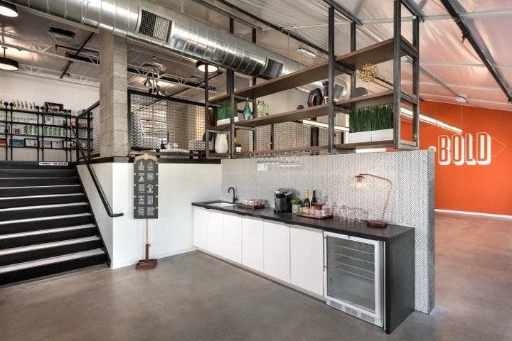 Private Label International 的 James Agency 办事处,亚利桑那州斯科茨代尔 Private Label International 的 James Agency 办事处,亚利桑那州斯科茨代尔