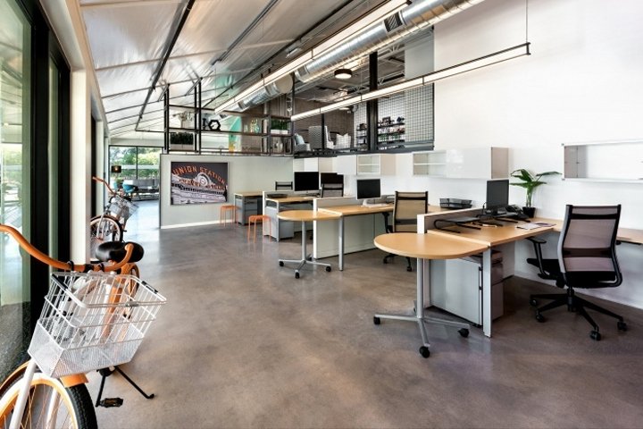 Private Label International 的 James Agency 办事处,亚利桑那州斯科茨代尔 Private Label International 的 James Agency 办事处,亚利桑那州斯科茨代尔