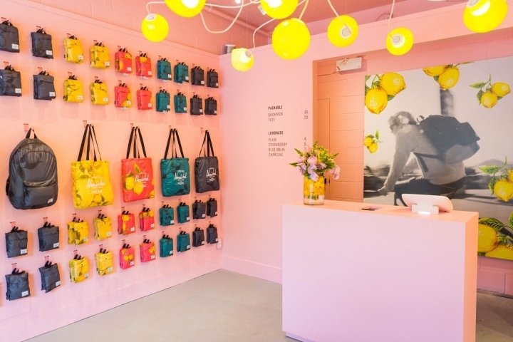 Herschel Supply 的 Lemonade Stand 快闪店，加拿大北温哥华