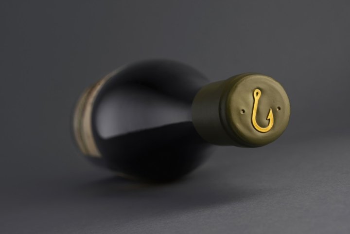 2016 年 Marimorena Albariño 包装由 Estudio Maba 设计