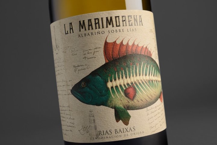 2016 年 Marimorena Albariño 包装由 Estudio Maba 设计