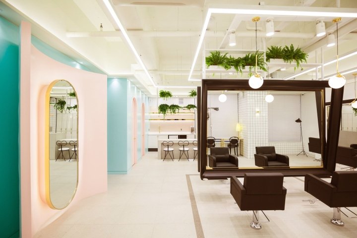 The Mode Hair 由 SSOMOO DESIGN 设计，韩国议政府市