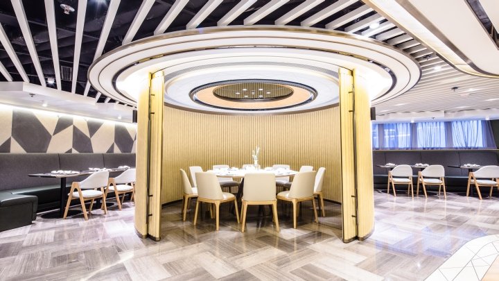 The Platter 餐厅由 ARTTA Concept Studio 设计，香港