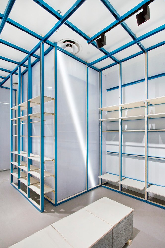 双面商店由 Francesca Perani Enterprise + Bloomscape Architecture 设计