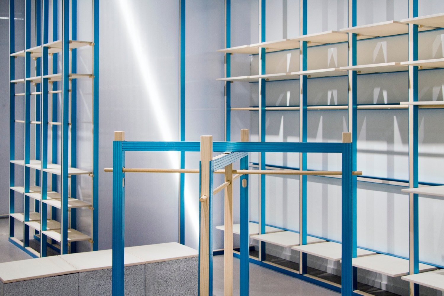 双面商店由 Francesca Perani Enterprise + Bloomscape Architecture 设计