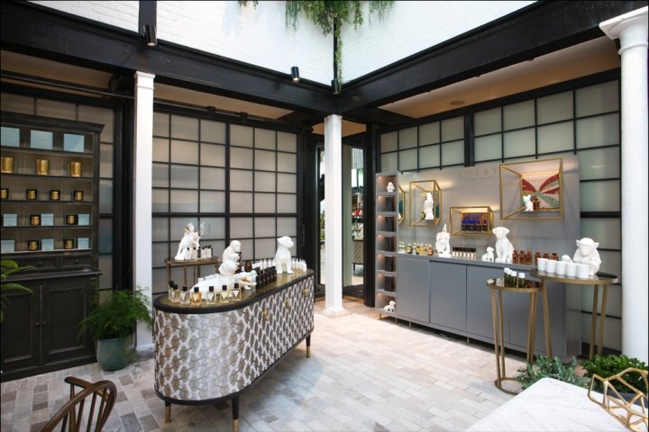 The Shop at Bluebird store by Dalziel & Pow，英国伦敦