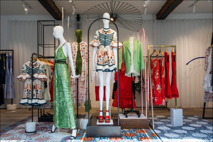 The Shop at Bluebird store by Dalziel & Pow，英国伦敦