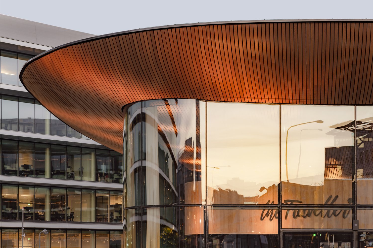 Powerhouse Company 的旅行者馆