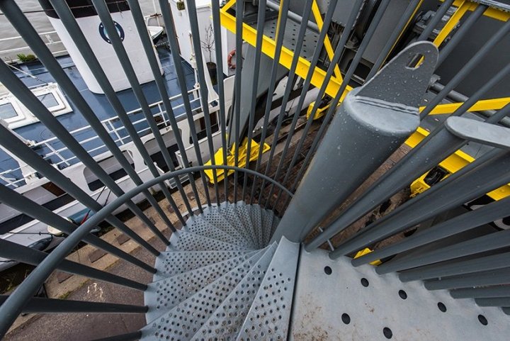 耶斯 – 起重机公寓,爱德华·范·弗利特 (Edward van Vliet) 设计,阿姆斯特丹 – 荷兰 耶斯 – 起重机公寓,爱德华·范·弗利特 (Edward van Vliet) 设计,阿姆斯特丹 – 荷兰