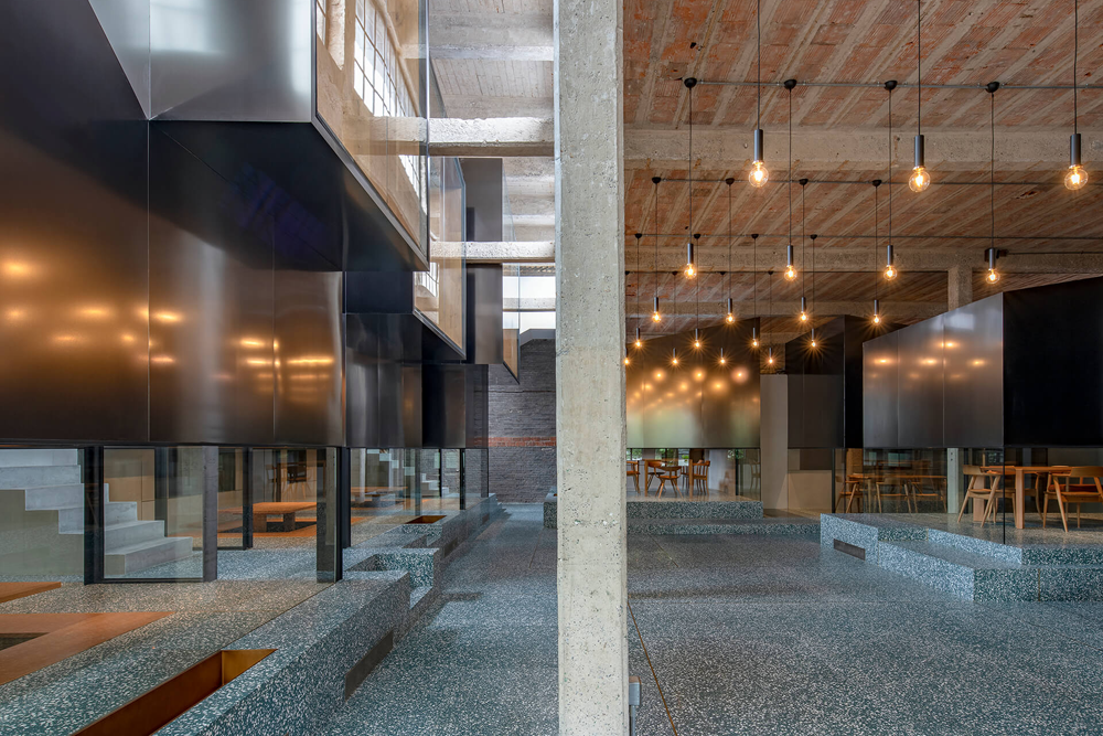 Linehouse 的听台茶馆 Linehouse 的听台茶馆