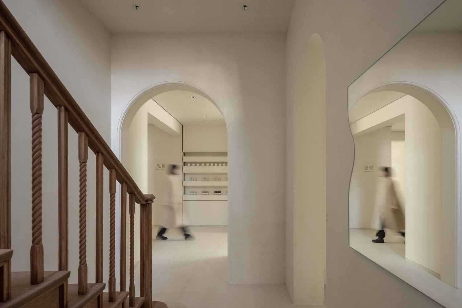 前往夏日上海旗舰店 by F.O.G. 建筑学