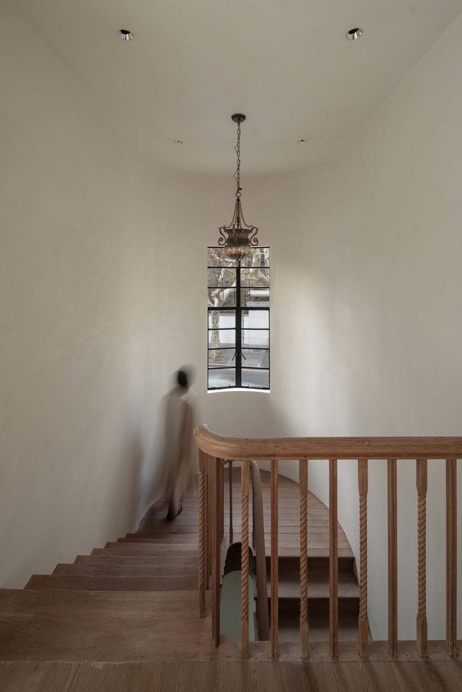 前往夏日上海旗舰店 by F.O.G. 建筑学