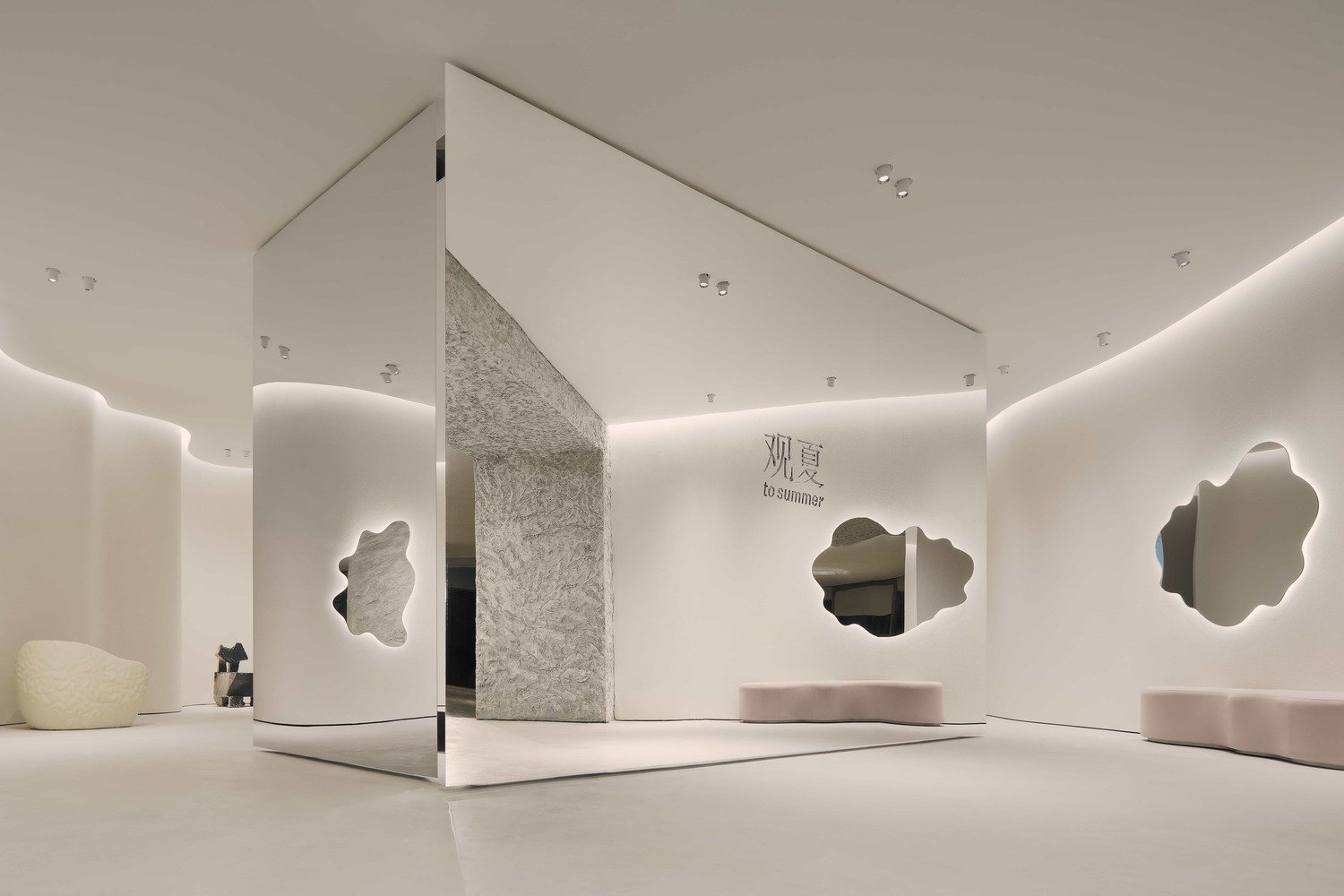 ToSummer 香薰体验零售店 by F.O.G. 建筑学