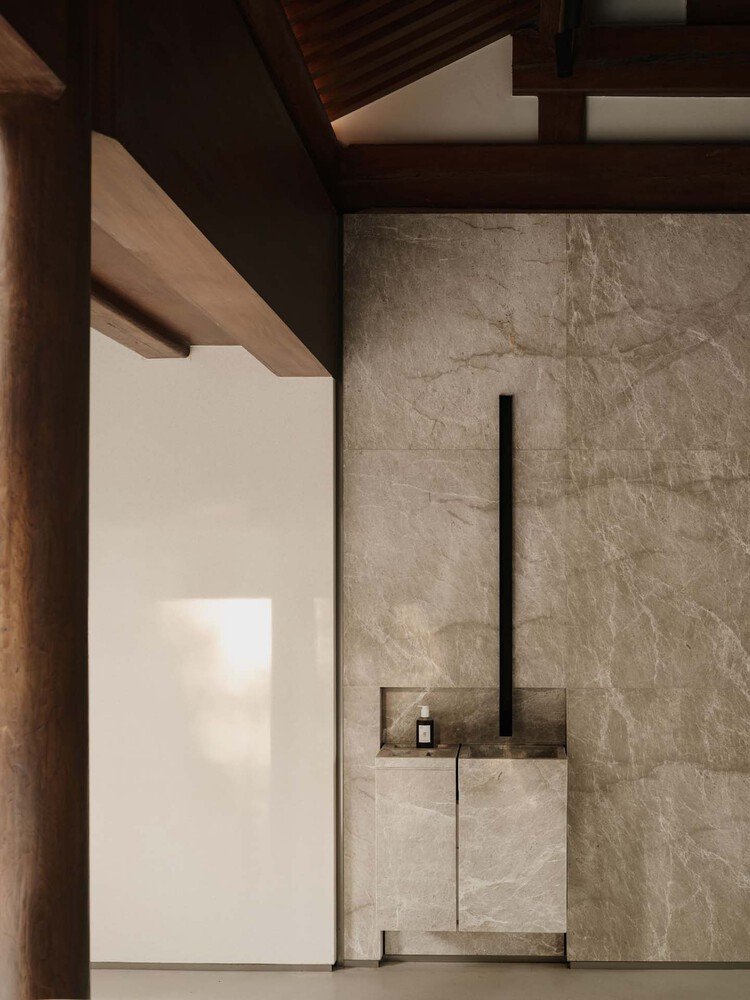 ToSummer 北京店 by F.O.G. 建筑学