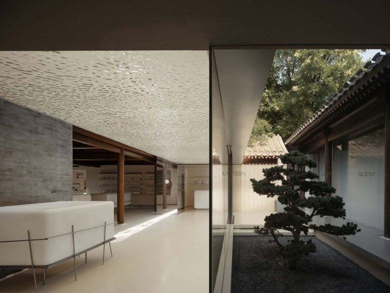 ToSummer 北京店 by F.O.G. 建筑学