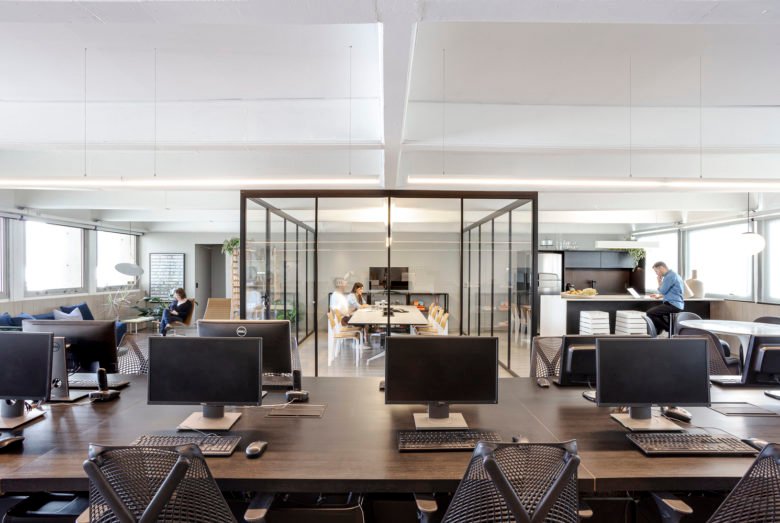 Todos Arquitetura 办公室 由 Todos Arquitetura 设计