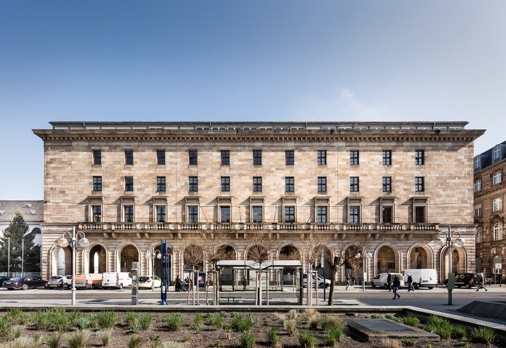 曼海姆市政厅 E5 由 Dittel Architekten 设计，曼海姆 – 德国