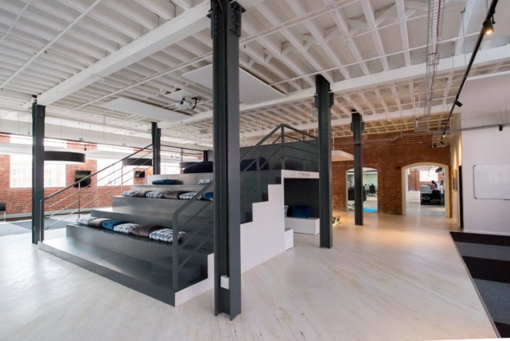 Travelstart 总部由 Inhouse 设计，南非开普敦