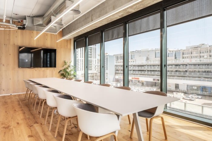 Switchup 的 TriEye 办公室