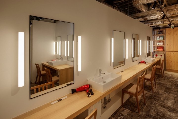 茑屋书公寓，东京 – 日本