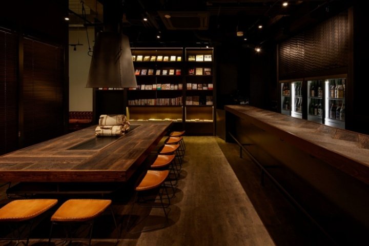 茑屋书公寓，东京 – 日本