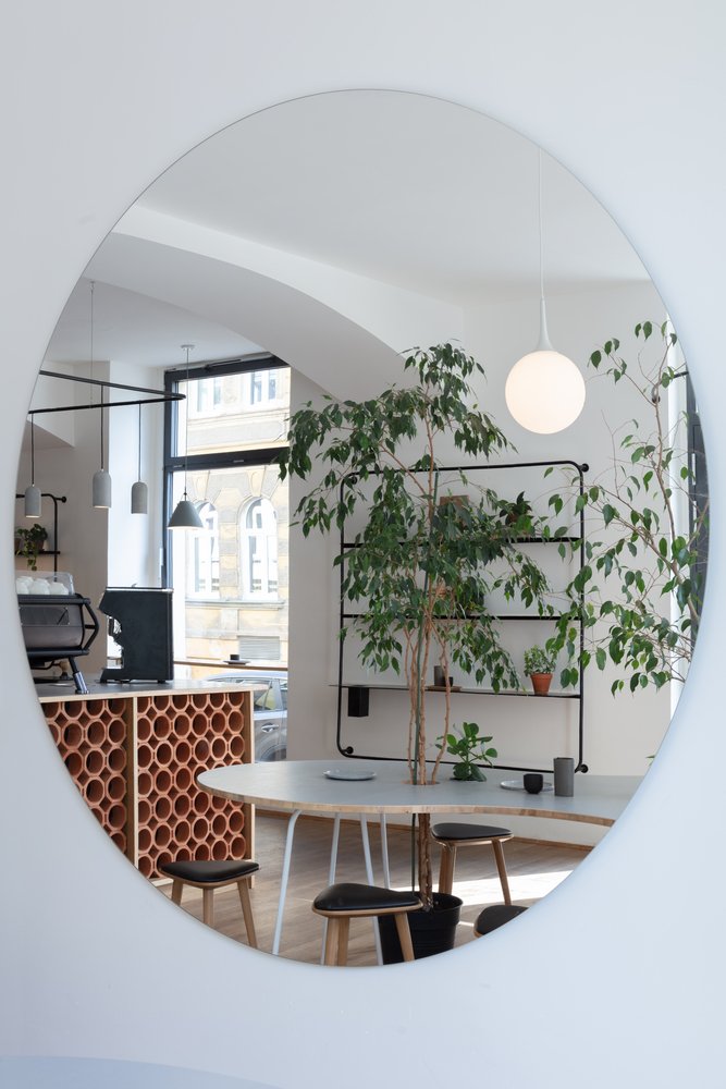 Typika 特色咖啡馆由 KOGAA Studio 设计