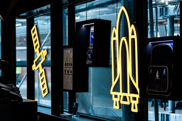 英国国家航天中心商店，由 Mynt 设计，莱斯特 – 英国