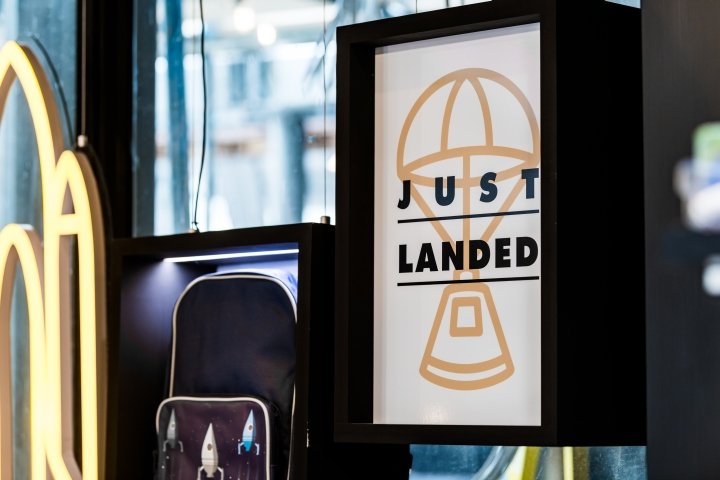 英国国家航天中心商店，由 Mynt 设计，莱斯特 – 英国