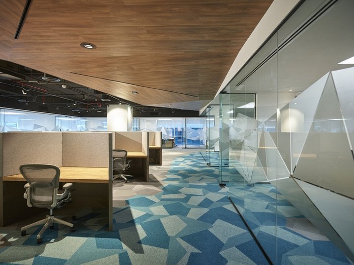 UNBOX 办公室由 Swiss Bureau Interior Design 设计,阿联酋迪拜 UNBOX 办公室由 Swiss Bureau Interior Design 设计,阿联酋迪拜