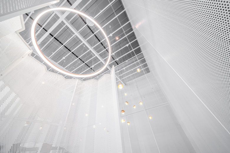 Mur Mur Lab 设计的 UNIBROWN 咖啡馆