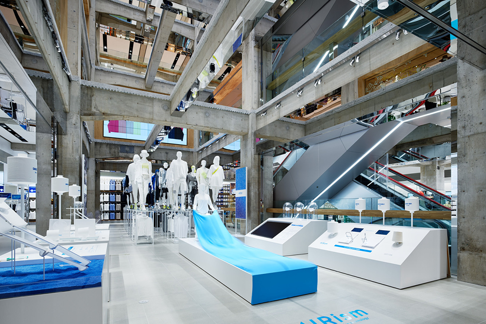 赫尔佐格与德梅隆设计的优衣库东京店