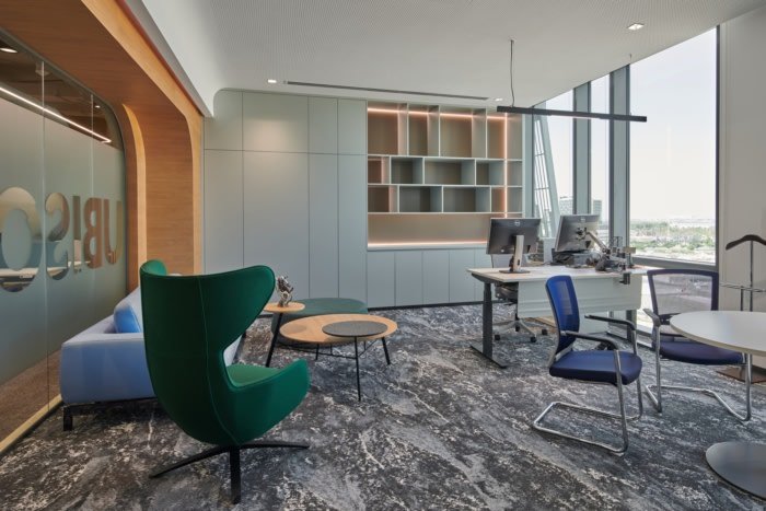 育碧办公室由 Spacewell Interiors 设计