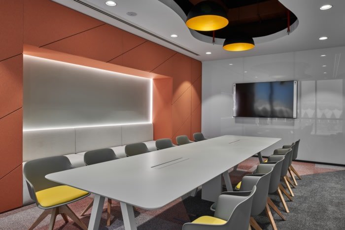 育碧办公室由 Spacewell Interiors 设计