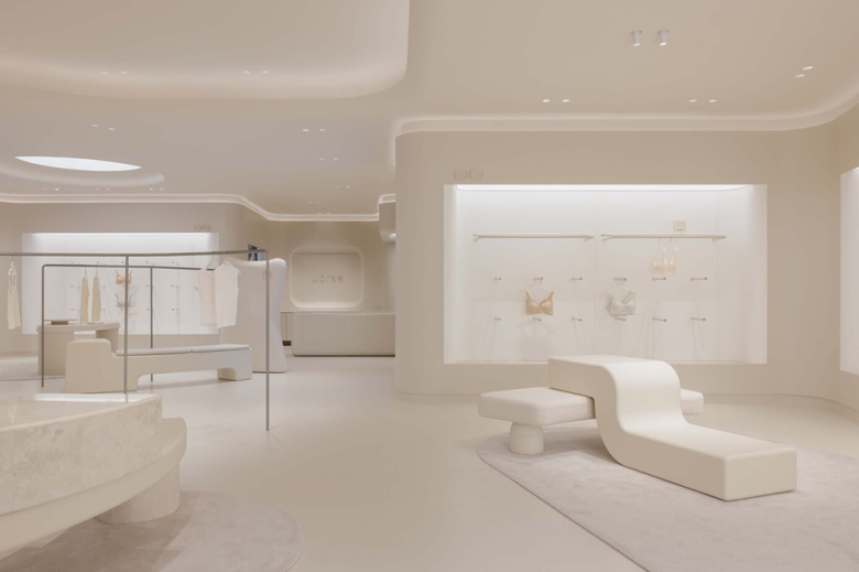 Sò Studio 设计的 Ubras 概念店