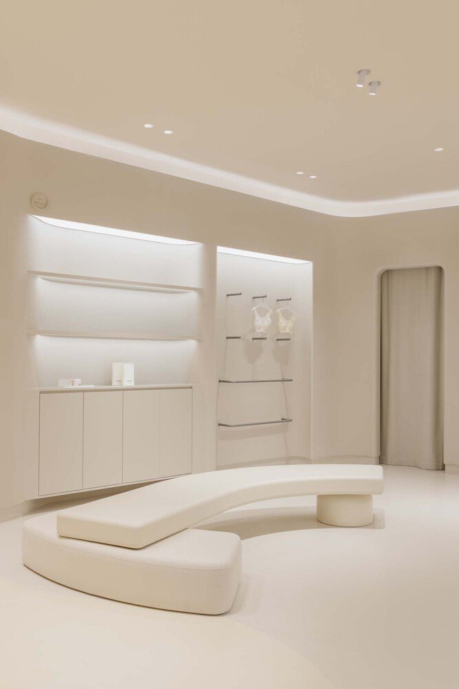 Sò Studio 设计的 Ubras 概念店