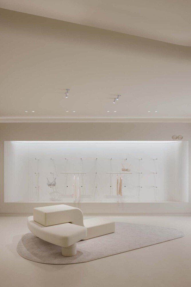 Sò Studio 设计的 Ubras 概念店