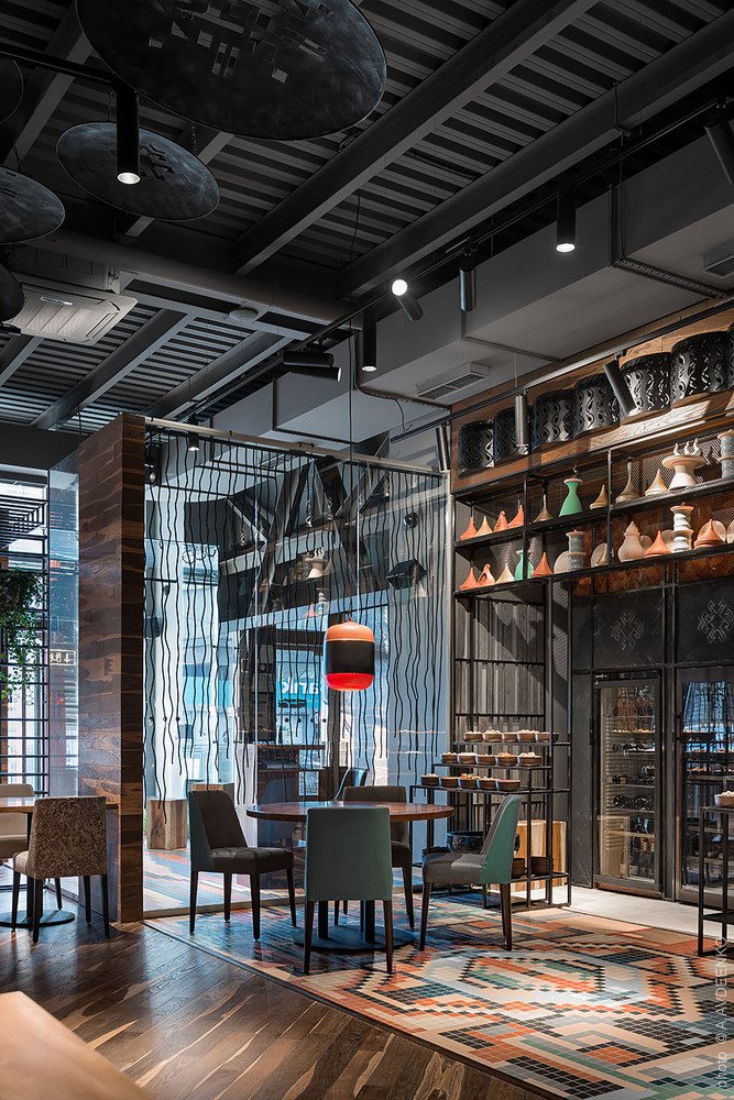 loft buro 的 Ugli 餐厅