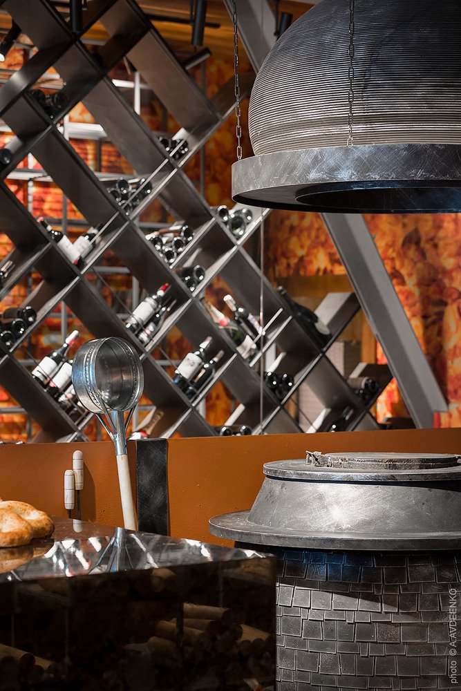 loft buro 的 Ugli 餐厅