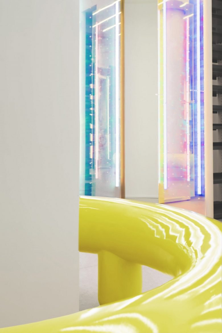 Ulanka CuldeSac 的“进站购物”