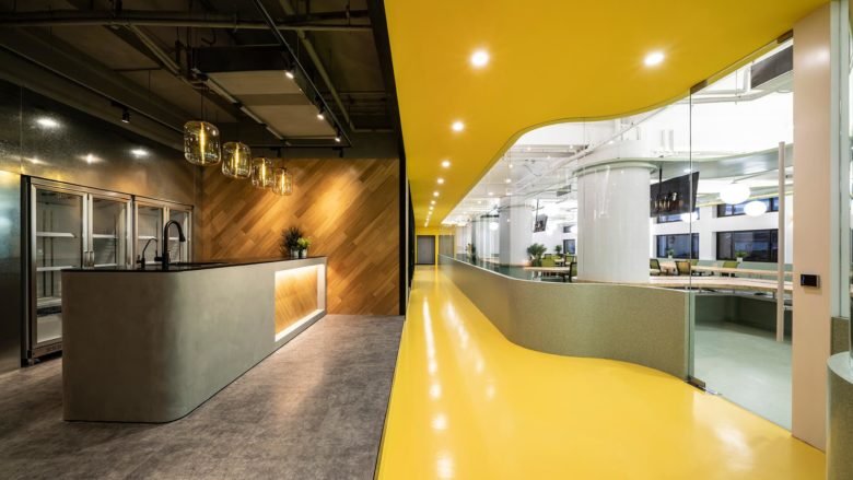 Unbot 办公室由棱镜设计