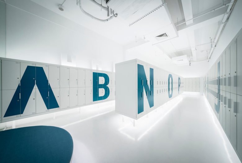 Unbot 办公室由棱镜设计