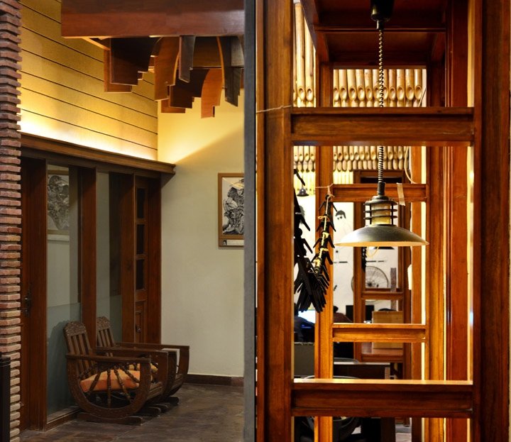 印度诺伊达 Chaukor Studio 未装箱的联合办公空间