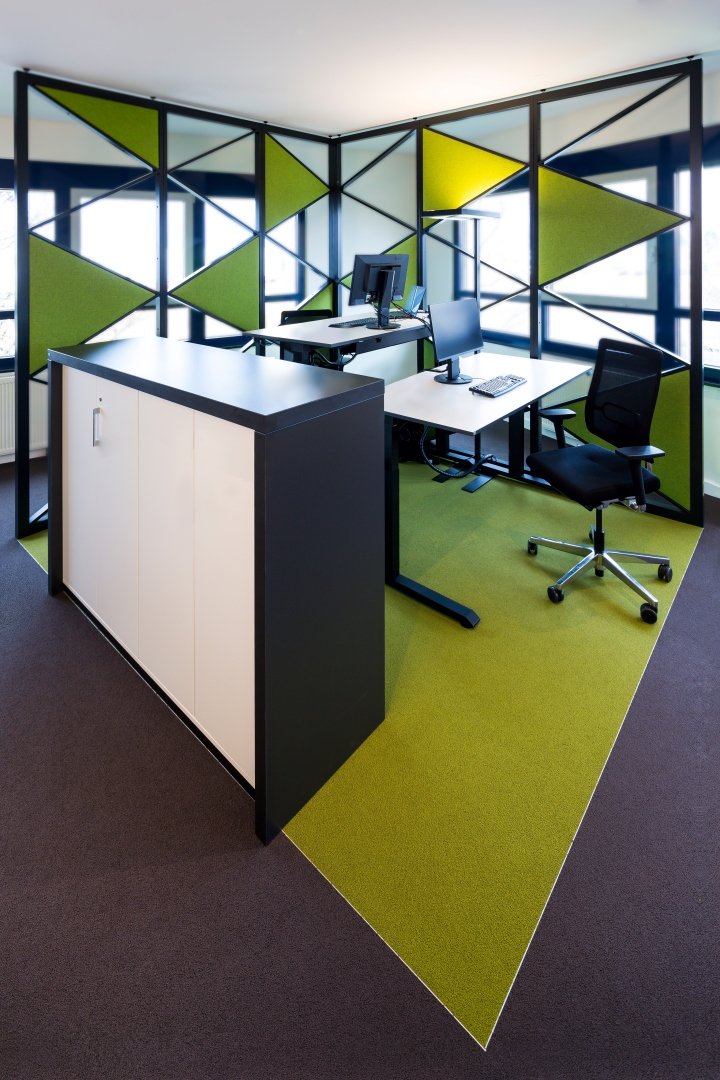 Unity 办公室由 Kitzig Interior Design 设计，德国布伦