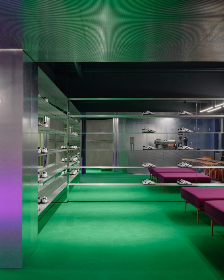 肯尼迪·诺兰设计的 Up There 商店 肯尼迪·诺兰设计的 Up There 商店