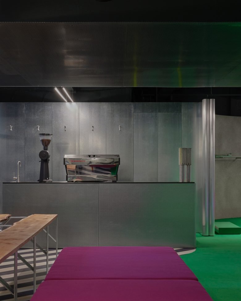 肯尼迪·诺兰设计的 Up There 商店 肯尼迪·诺兰设计的 Up There 商店